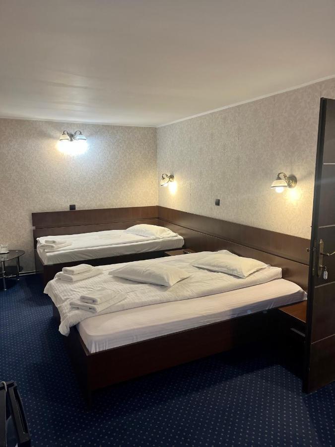 Pensiunea Eden Sinaia Bagian luar foto